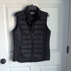 Chic Black Women's Puffer Vest